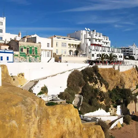 2 Bedrooms At 400 M Away From The Beach With Sea View Furnished Terrace And Wifi Lägenhet